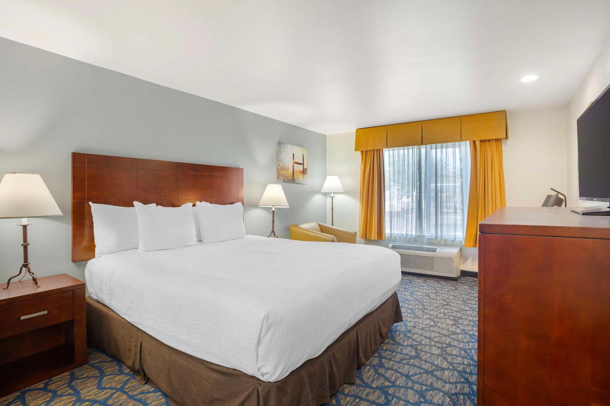 Best Western Plus Villa Del Lago Inn Patterson Buitenkant foto