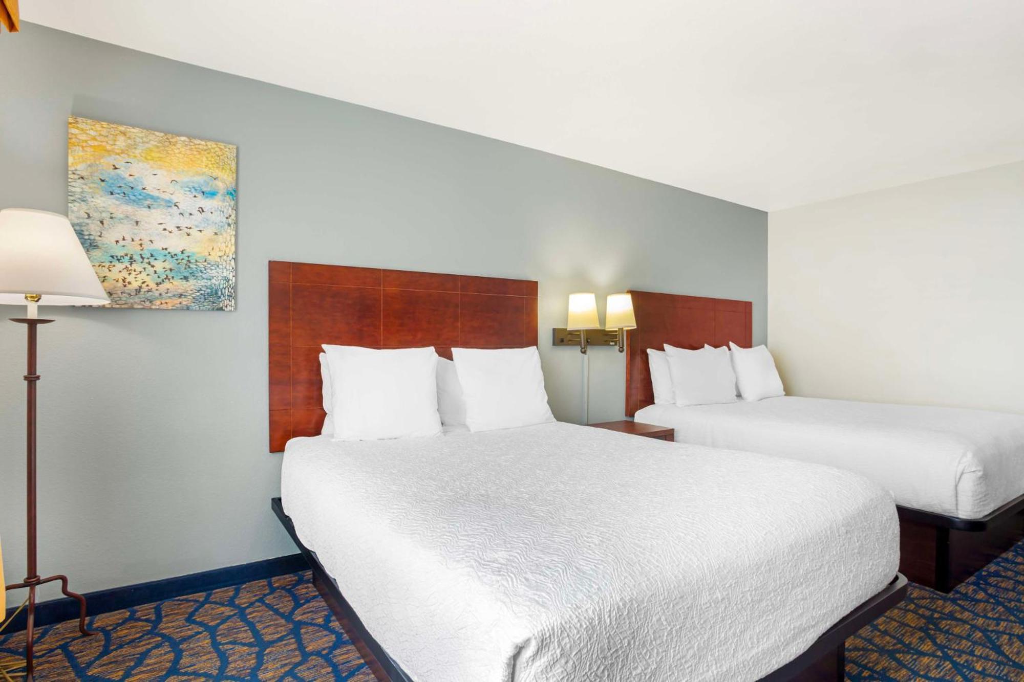Best Western Plus Villa Del Lago Inn Patterson Buitenkant foto