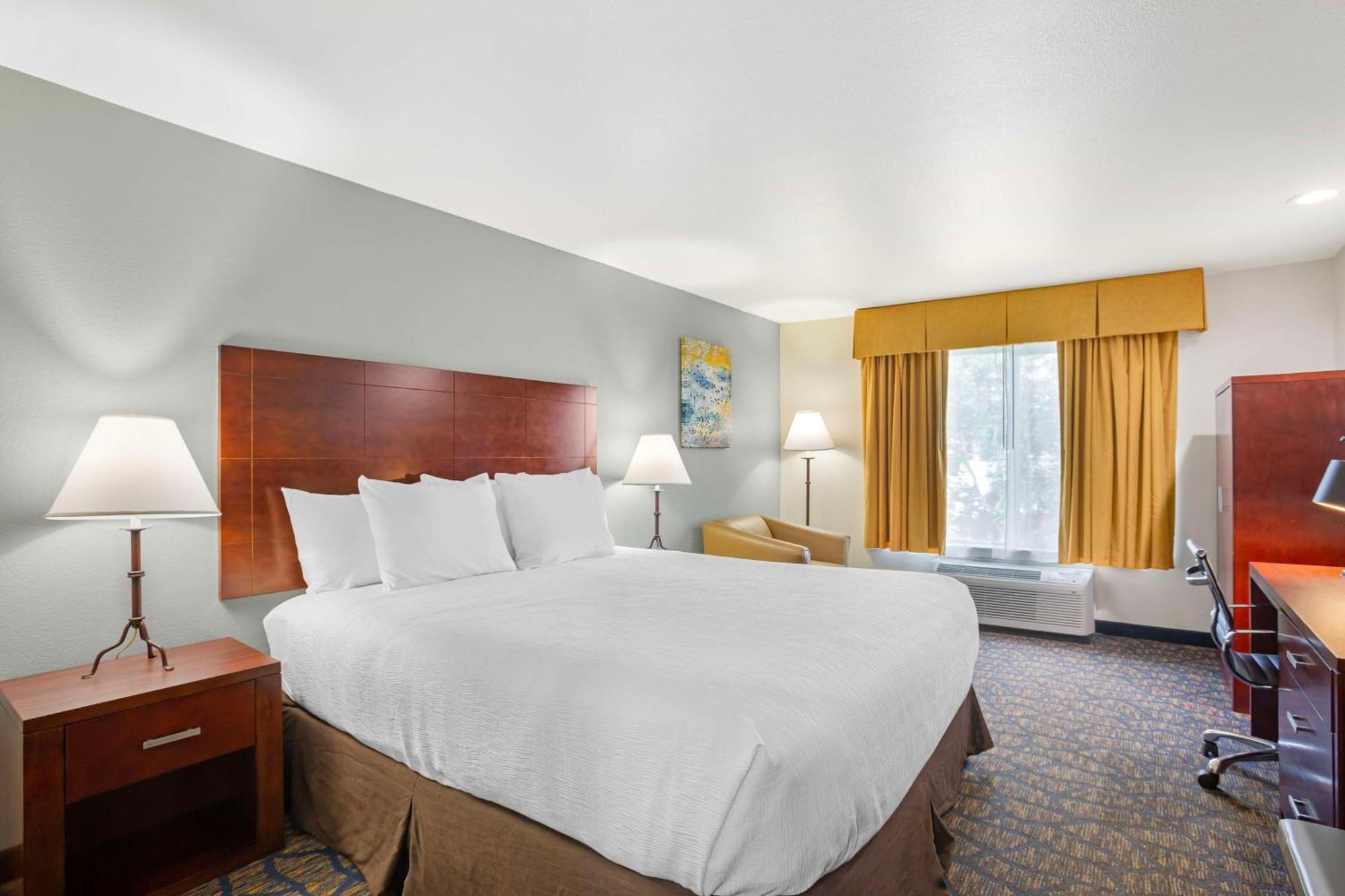 Best Western Plus Villa Del Lago Inn Patterson Buitenkant foto